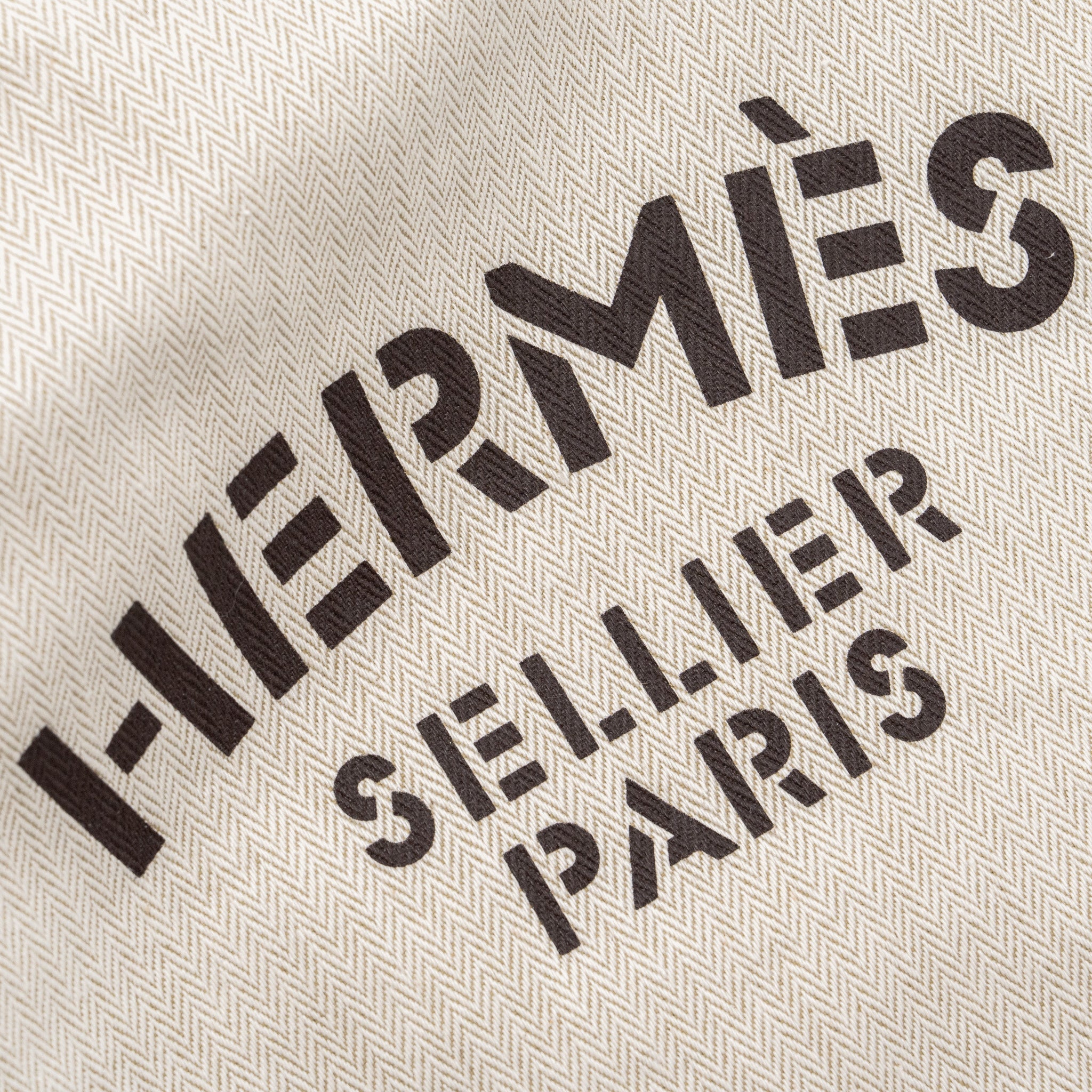 HERMES ALINE GROOMING BAG CANVAS CRAIE / GOLD