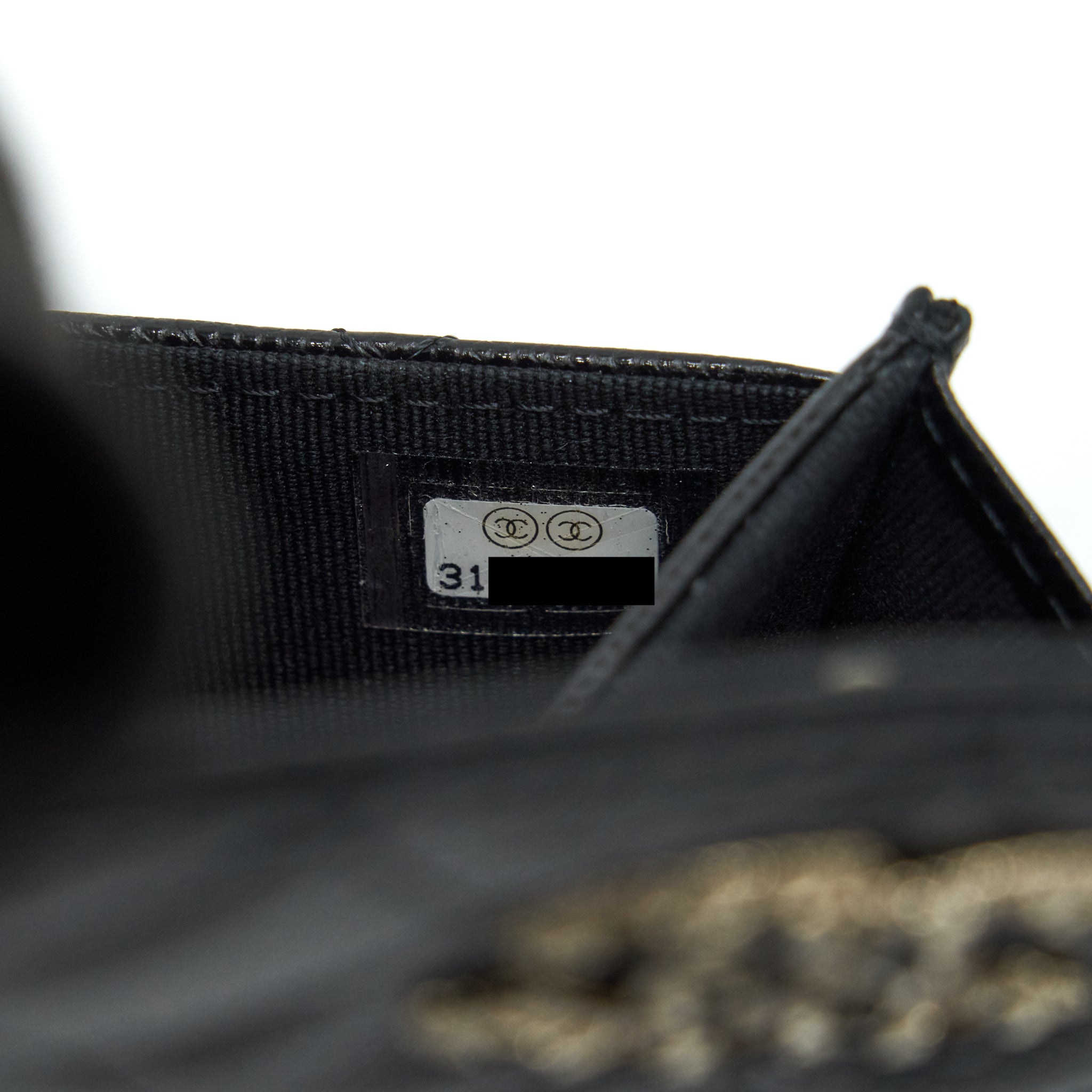 CHANEL 22S DETAILED LOGO MINI FLAP CARD HOLDER CAVIAR BLACK LGHW