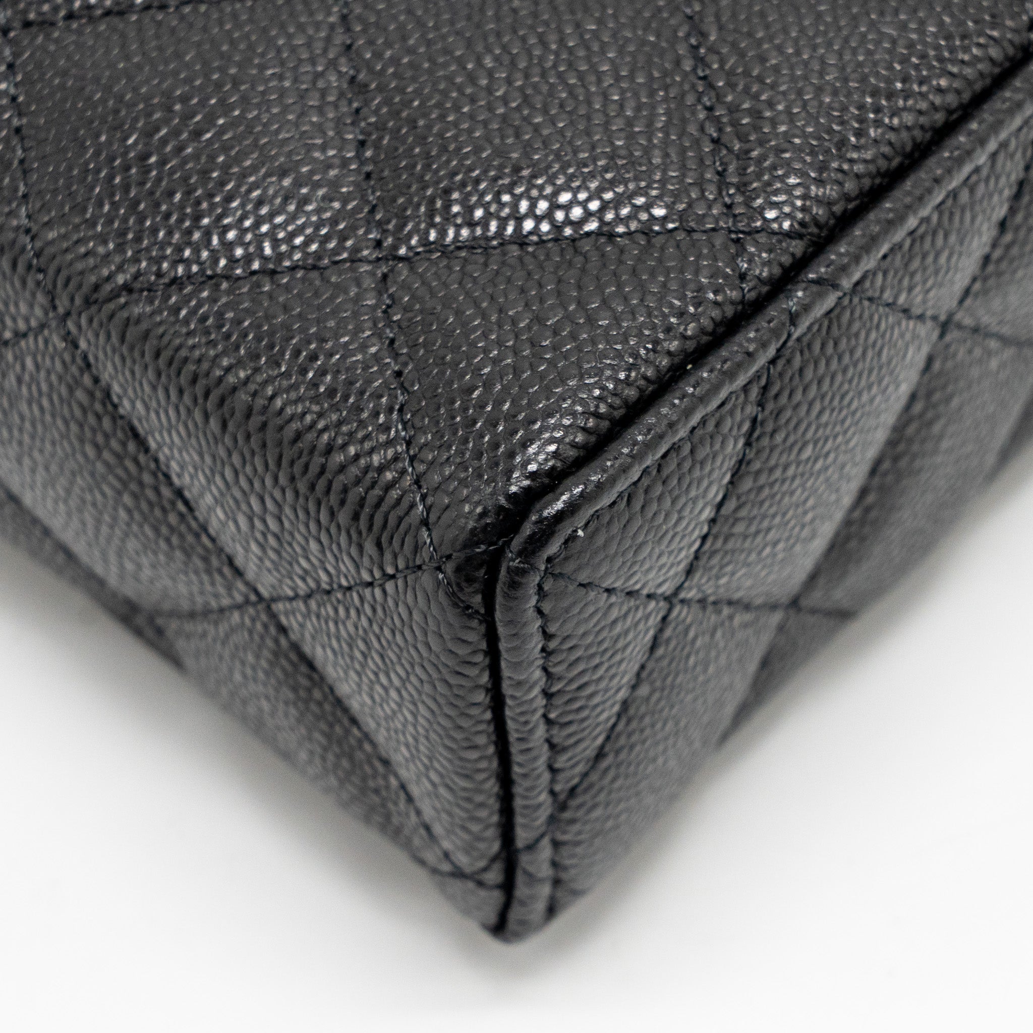 CHANEL 25P CC TOP HANDLE VANITY BAG CAVIAR BLACK LGHW(MICROCHIP)