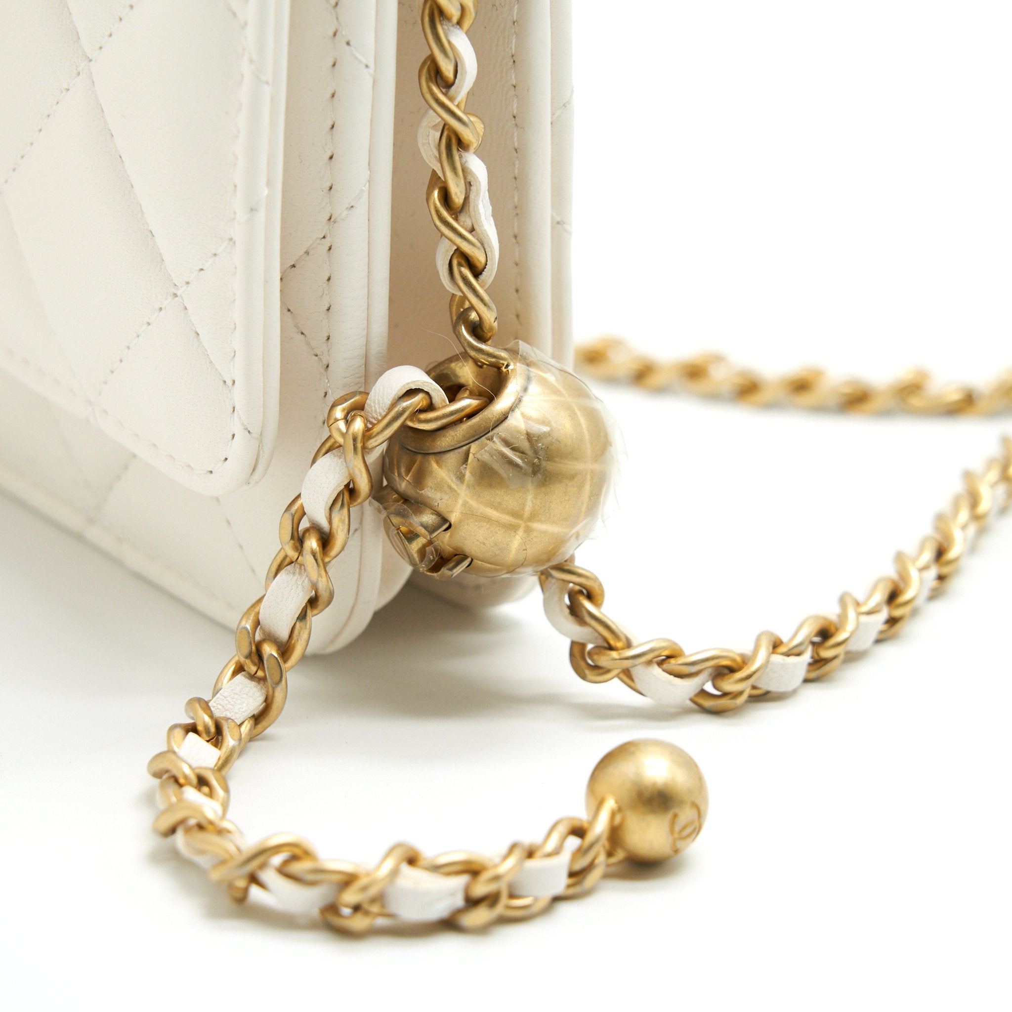 CHANEL PEARL CRUSH WALLET ON CHAIN WHITE GHW