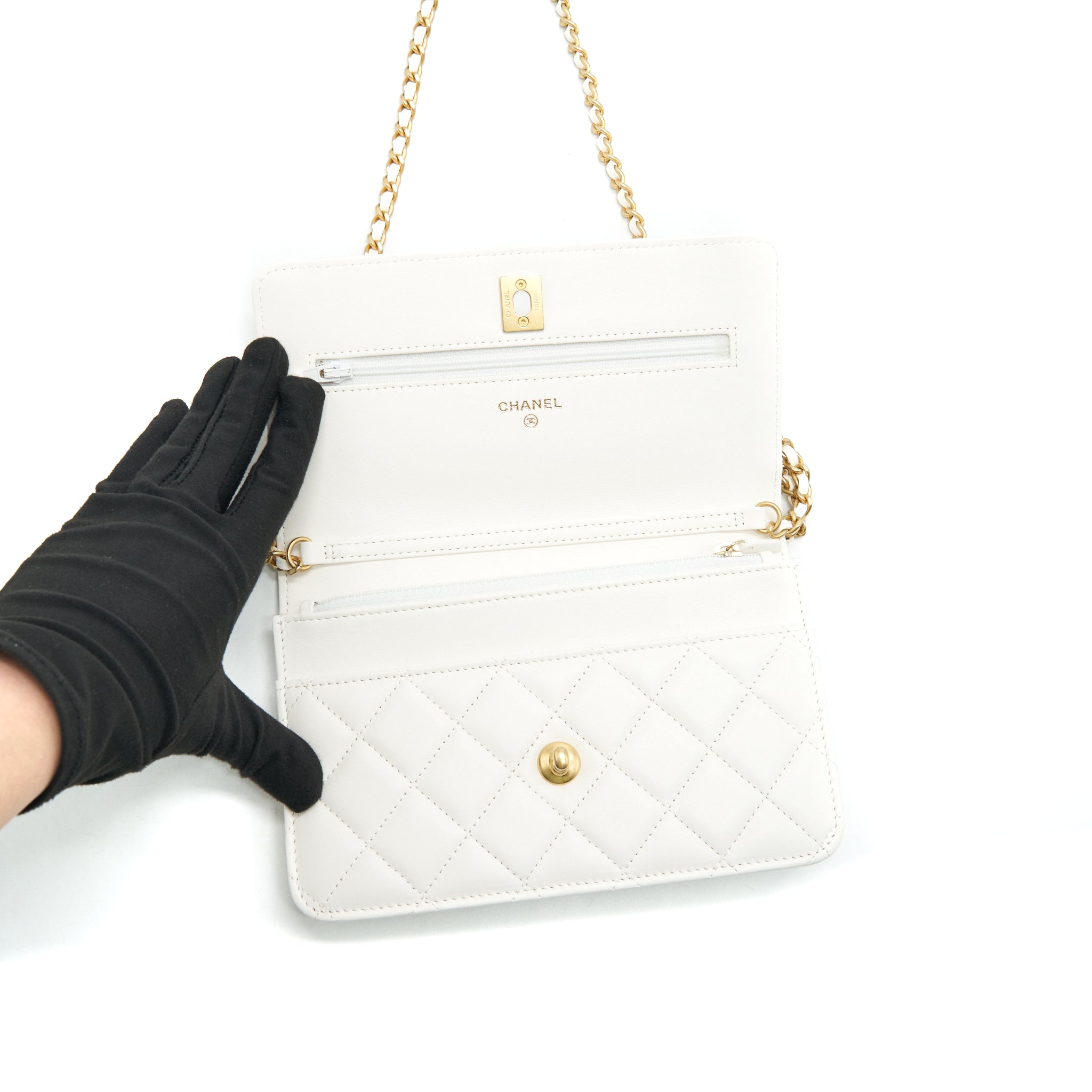 CHANEL PEARL CRUSH WALLET ON CHAIN WHITE GHW