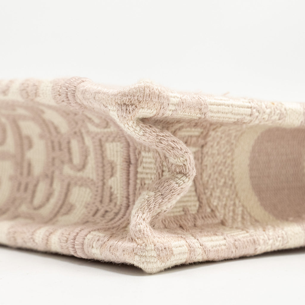 DIOR MINI BOOK TOTE OBLIQUE EMBROIDERY PINK