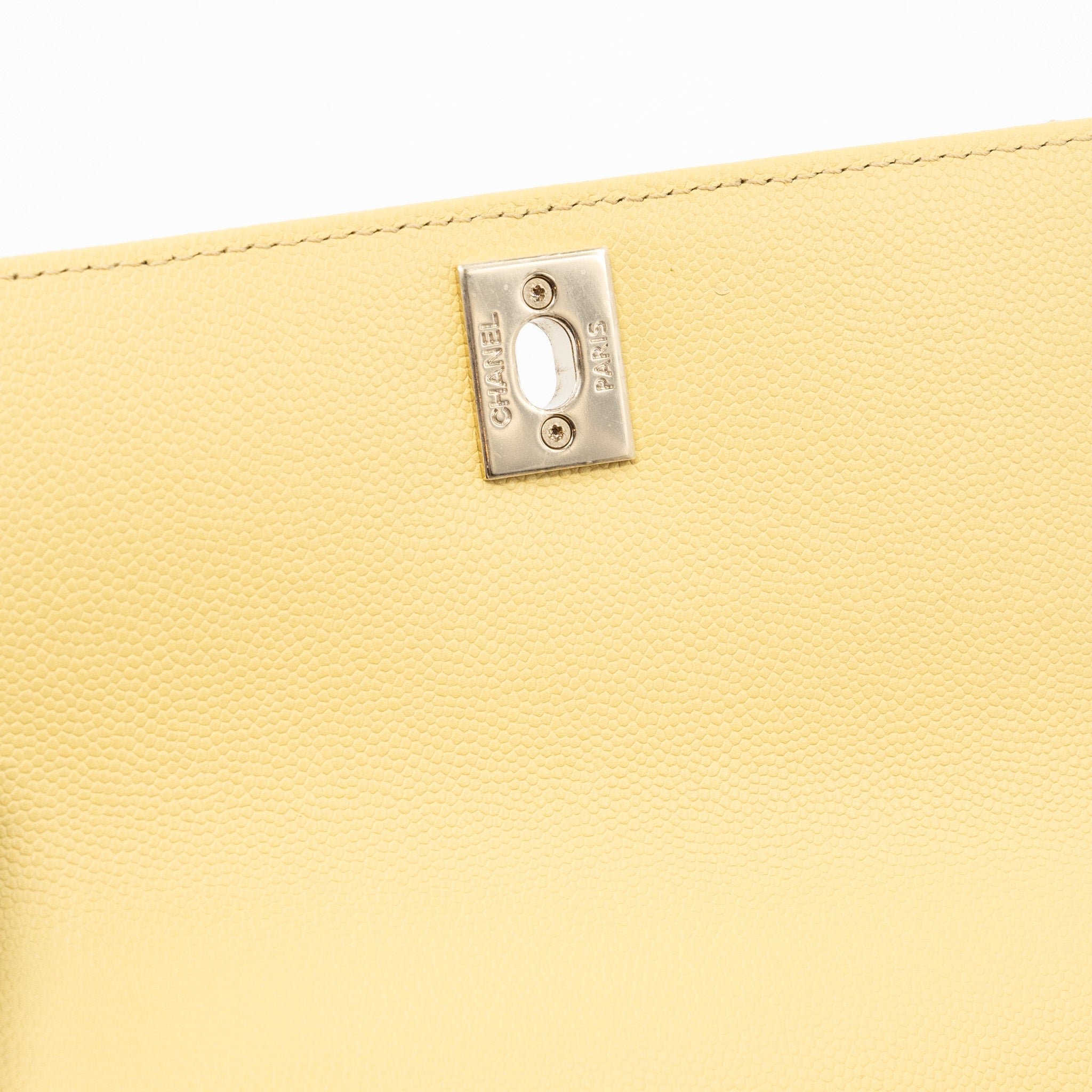CHANEL SMALL COCO HANDLE CAVIAR 22P LIGHT YELLOW LGHW (MICROCHIP)