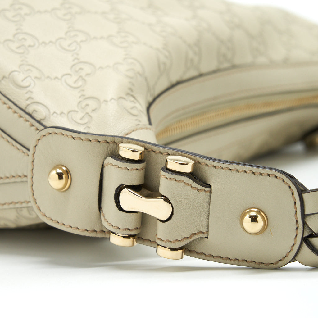 GUCCI GG SUPREME PRINT BAG LIGHT GREY GHW