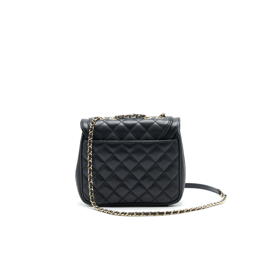 CHANEL SQUARE FLAP BAG LAMBSKIN IN BLACK GHW