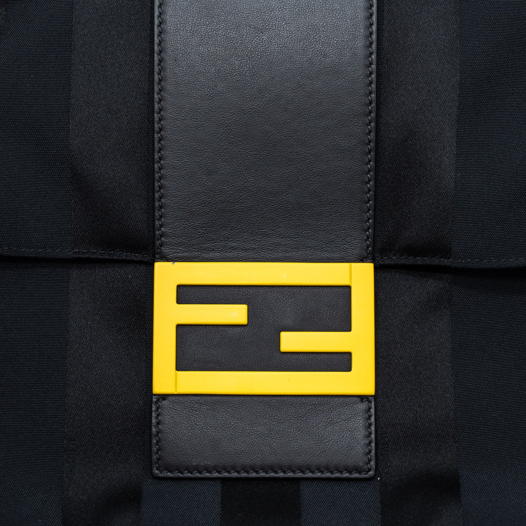 FENDI 20FW LARGE BAGUETTE BAG NYLON/LEATHER BLACK/YELLOW SHW