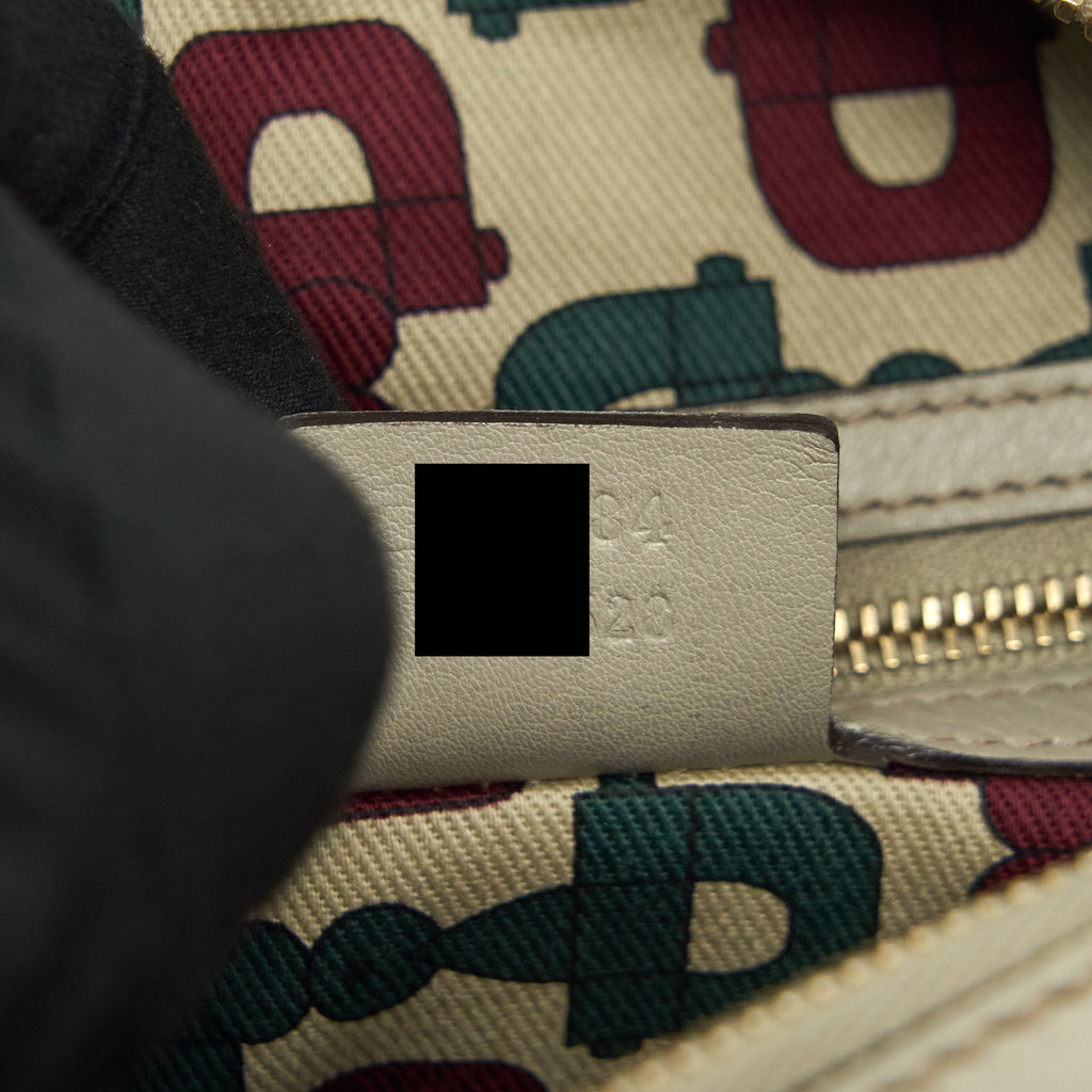 GUCCI GG SUPREME PRINT BAG LIGHT GREY GHW