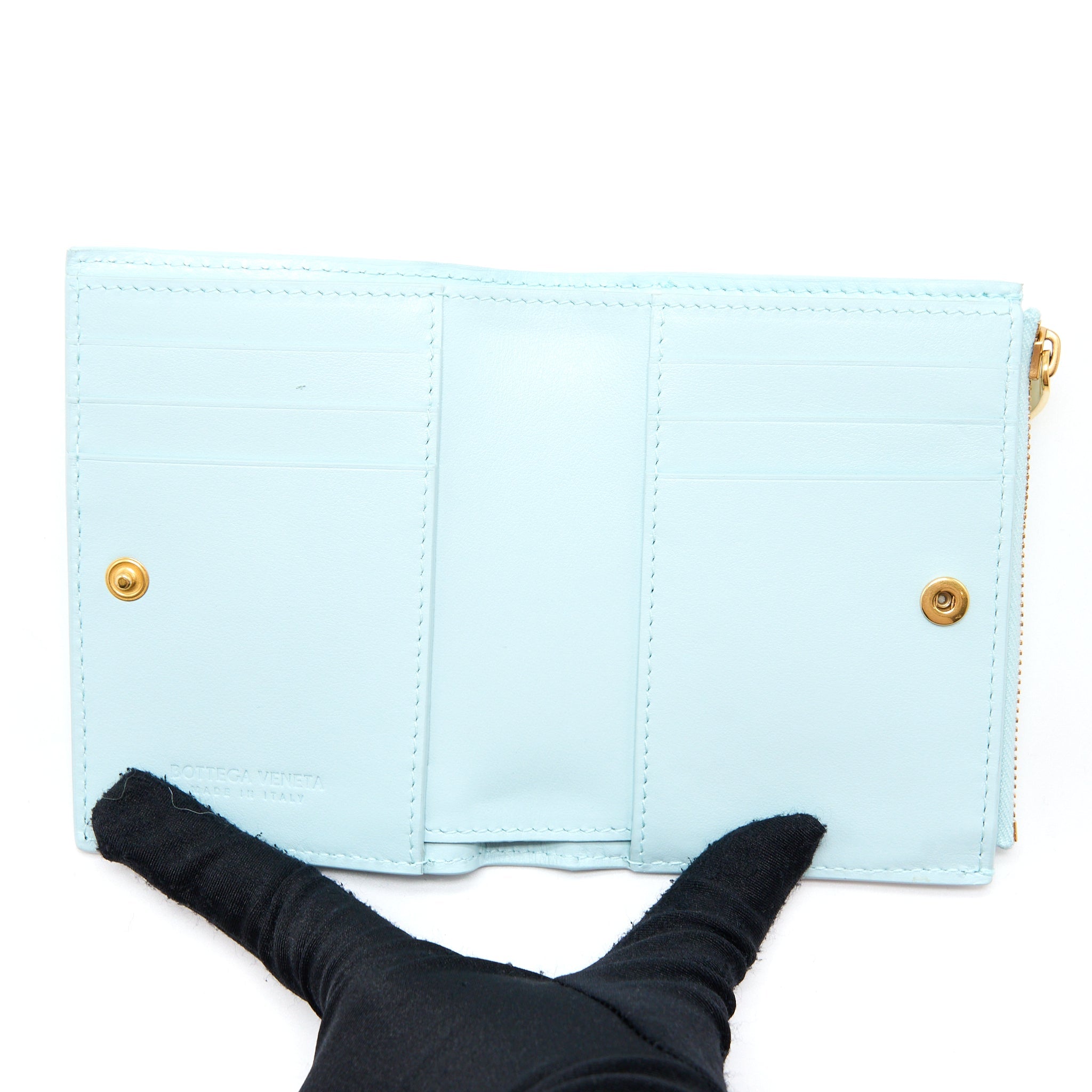BOTTEGA VENETA BI-FOLD ZIP WALLET LAMBSKIN LIGHT BLUE GHW