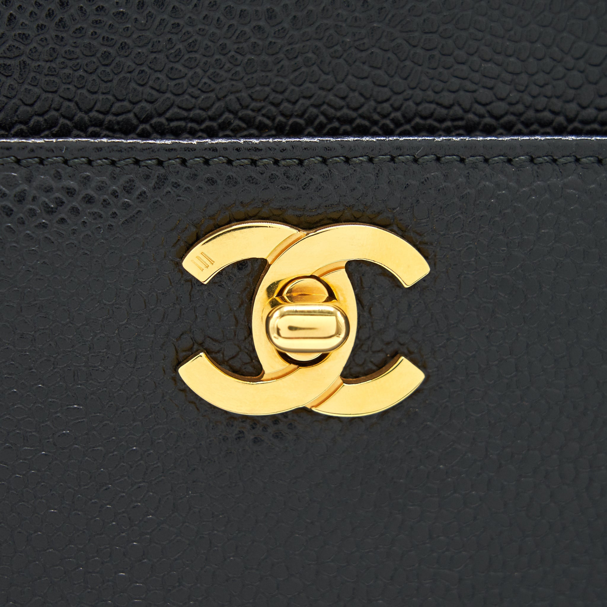 CHANEL VINTAGE 24K GOLD CAVIAR SHOPPING BAG WITH CHAIN
