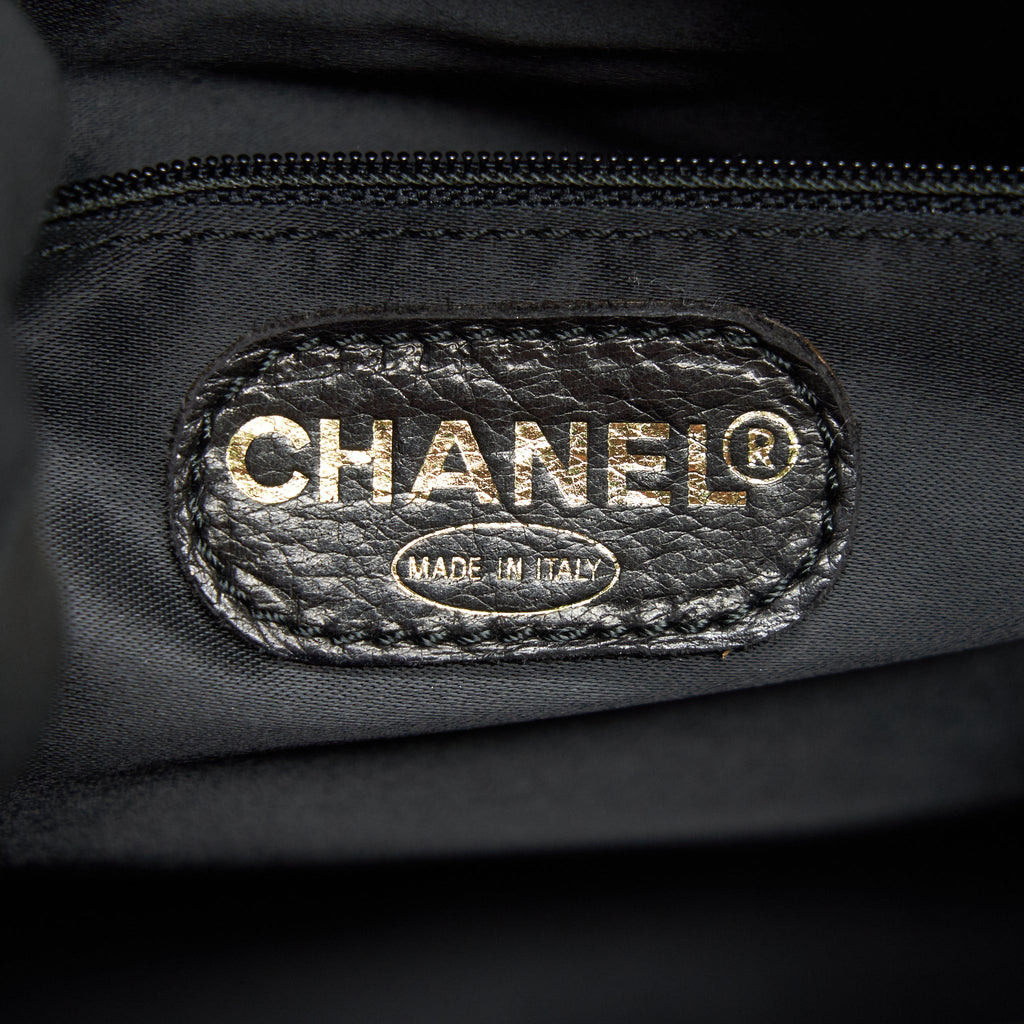 CHANEL VINTAGE 24K GOLD CAVIAR SHOPPING BAG WITH CHAIN