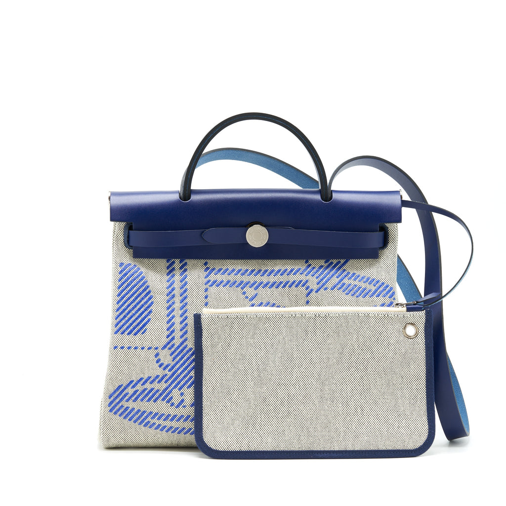 HERMES HERBAG ZIP 31 TOILE H EN RELIEF BRIDES SAPHIR