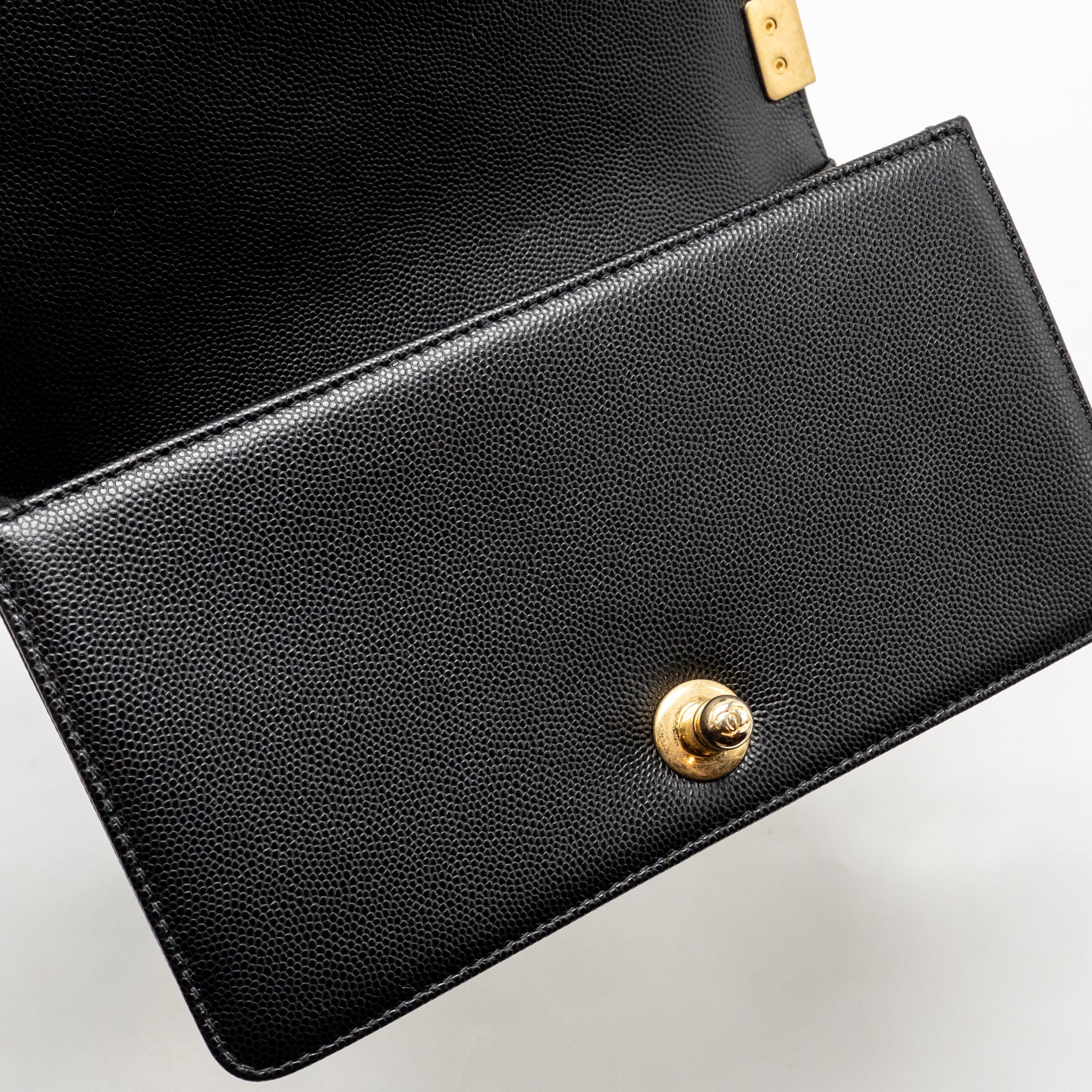 CHANEL SMALL BOY BAG CAVIAR BLACK GHW (MICROCHIP)