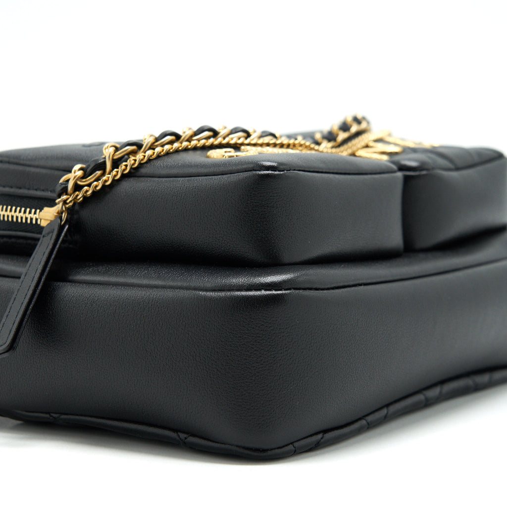CHANEL 22C CAMERA BAG CALFSKIN BLACK GHW