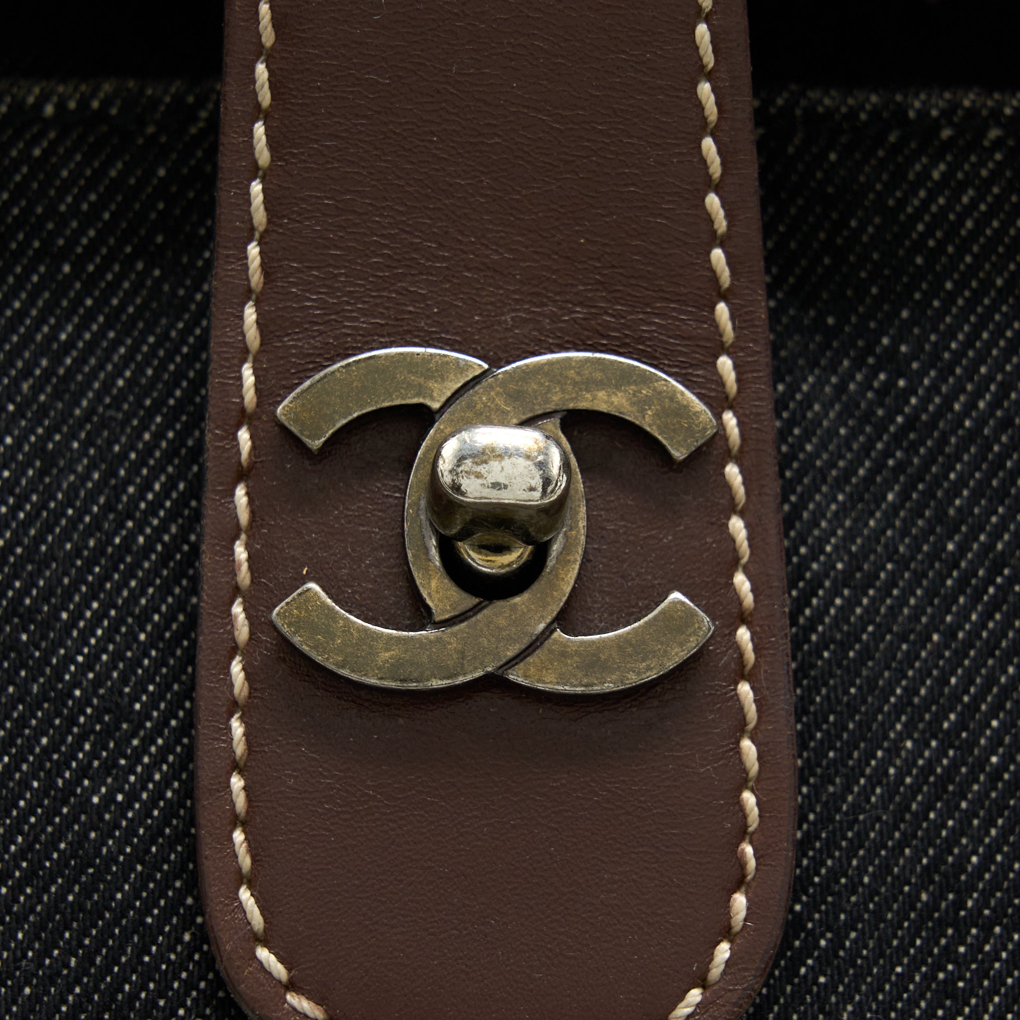 CHANEL VINTAGE DENIM TOTE BAG RUTHENIUM SLIVER HARDWARE