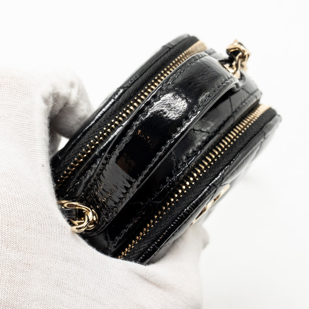 CHANEL 22B TOP HANDLE MINI ROUND VANITY CASE WITH CHAIN SHINY LAMBSKIN BLACK LGHW (MICROCHIP)