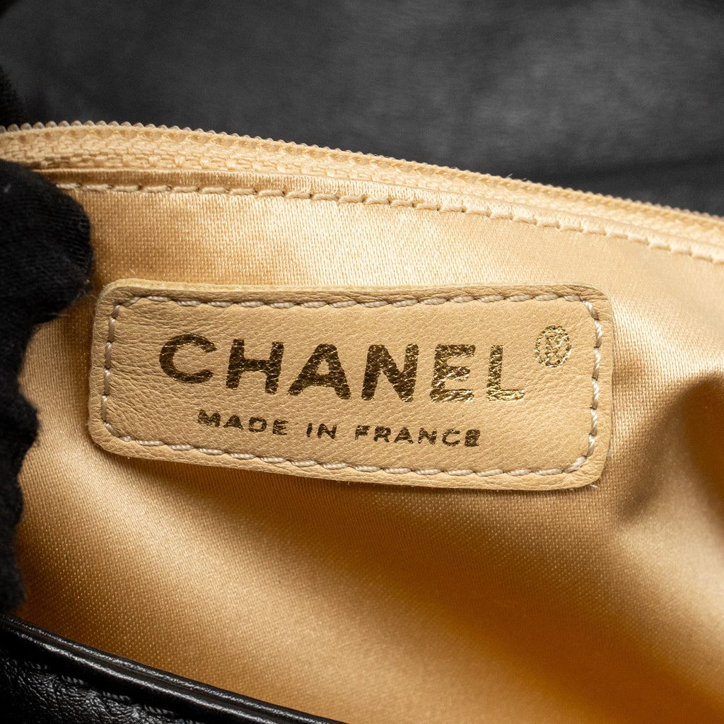 CHANEL RODEO DRIVE FLAP BAG CALFSKIN BLACK GHW
