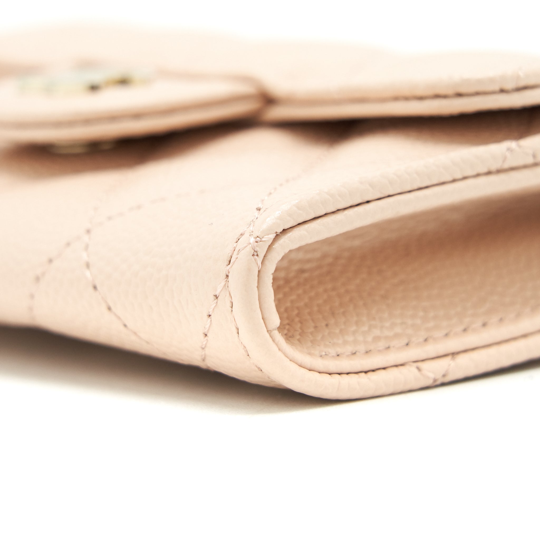 CHANEL 22C FLAP CARDHOLDER CAVIAR LIGHT BEIGE LGHW