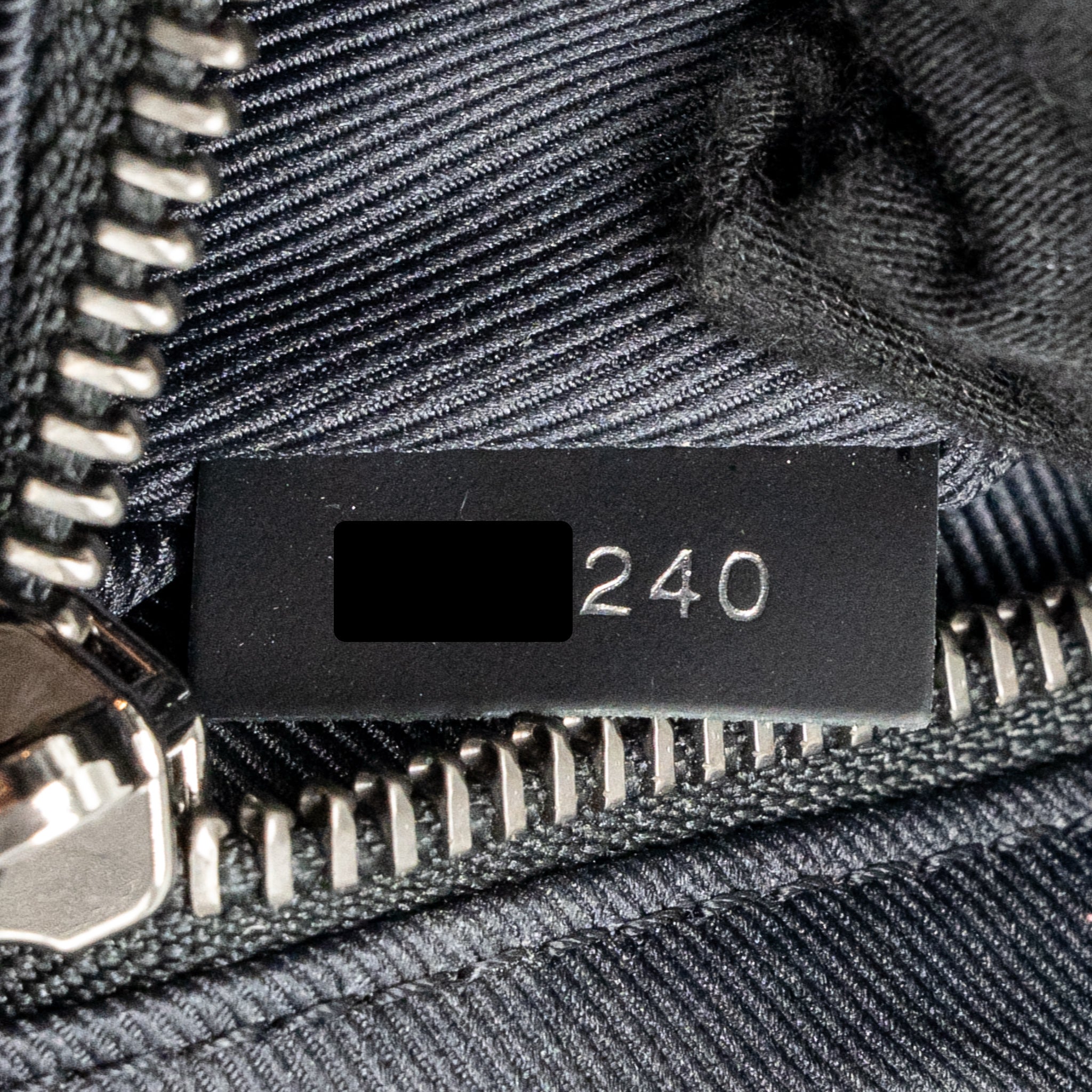 LOUIS VUITTON MESSENGER VOYAGER PM MONOGRAM ECLIPSE BLACK SHW