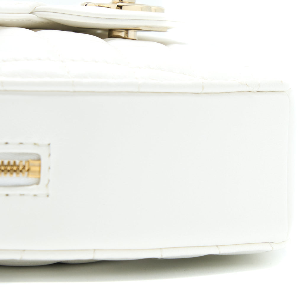 CHANEL 22S HEART BAG LAMBSKIN WHITE LGHW (MICROCHIP)