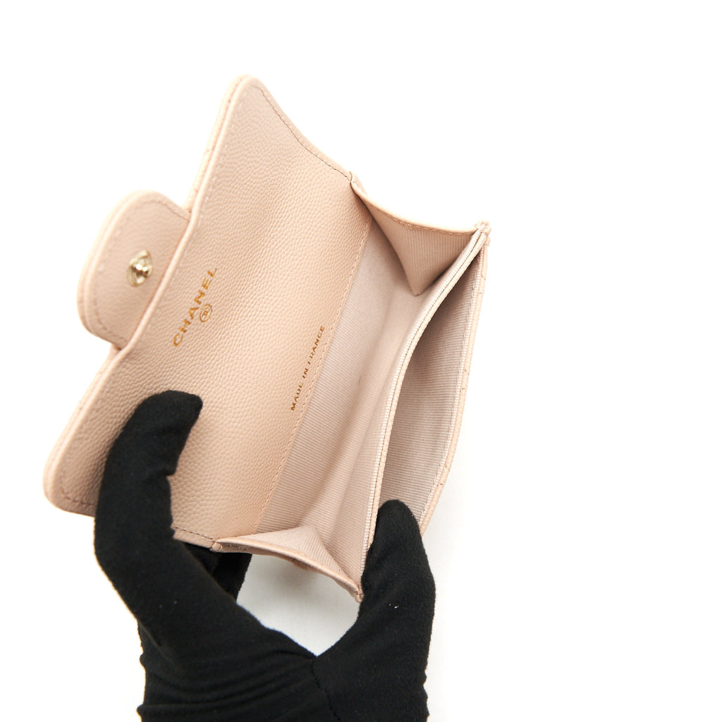CHANEL 22C FLAP CARDHOLDER CAVIAR LIGHT BEIGE LGHW