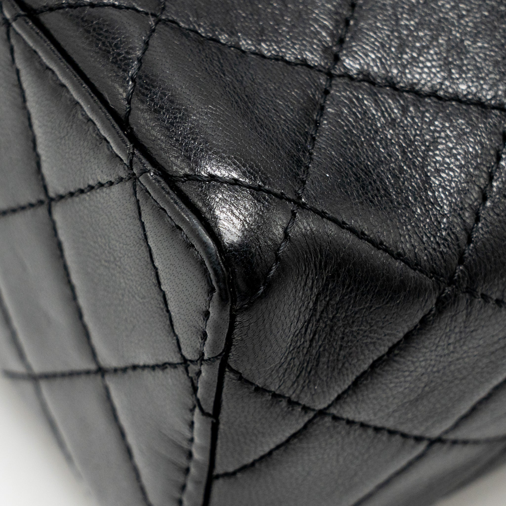 CHANEL 22K RETRO CLASSIC NEW SQUARE LARGE FLAP BAG GOATSKIN BLACK GHW (MICROCHIP)