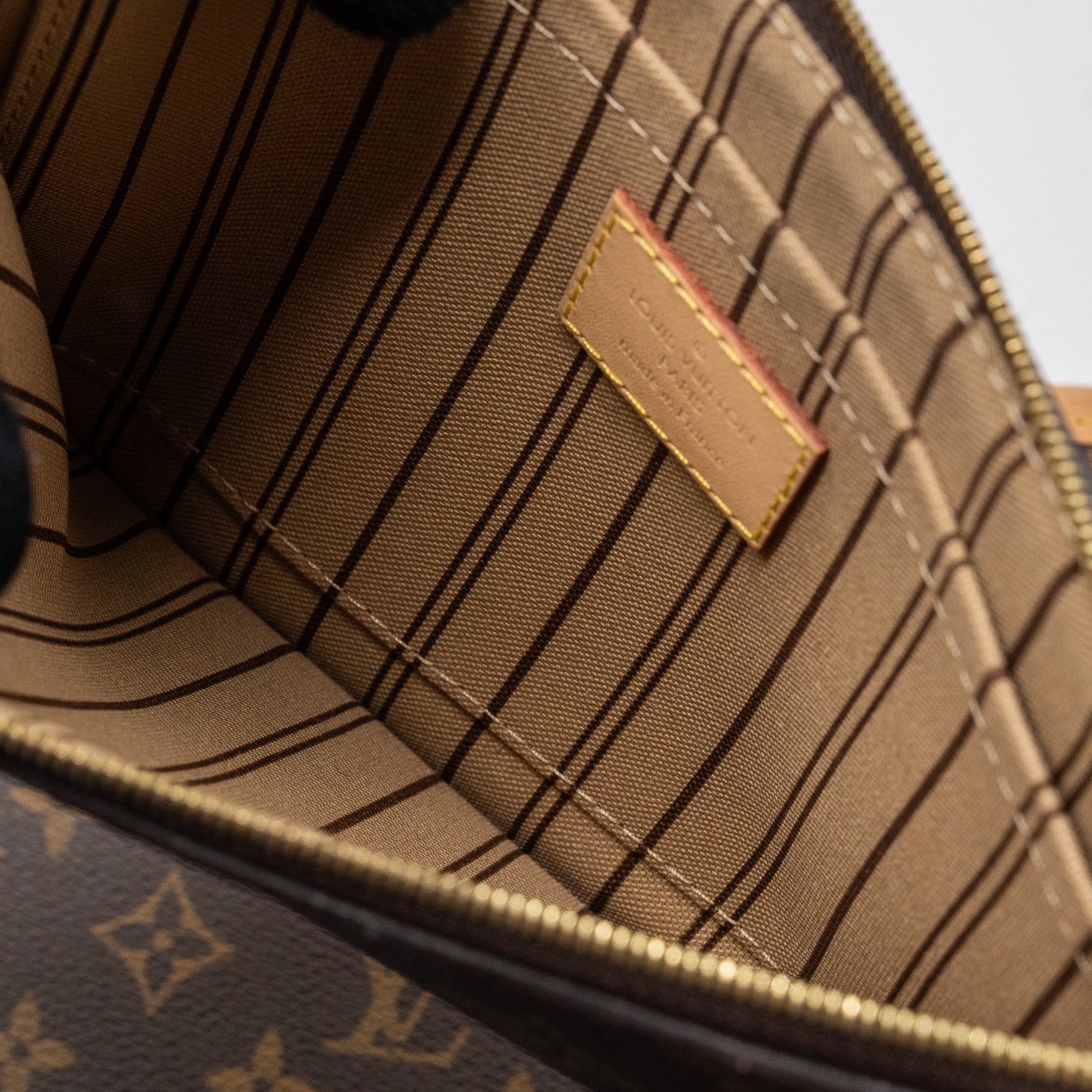 LOUIS VUITTON NEVERFULL MM MONOGRAM CANVAS GHW(NEW VERSION)
