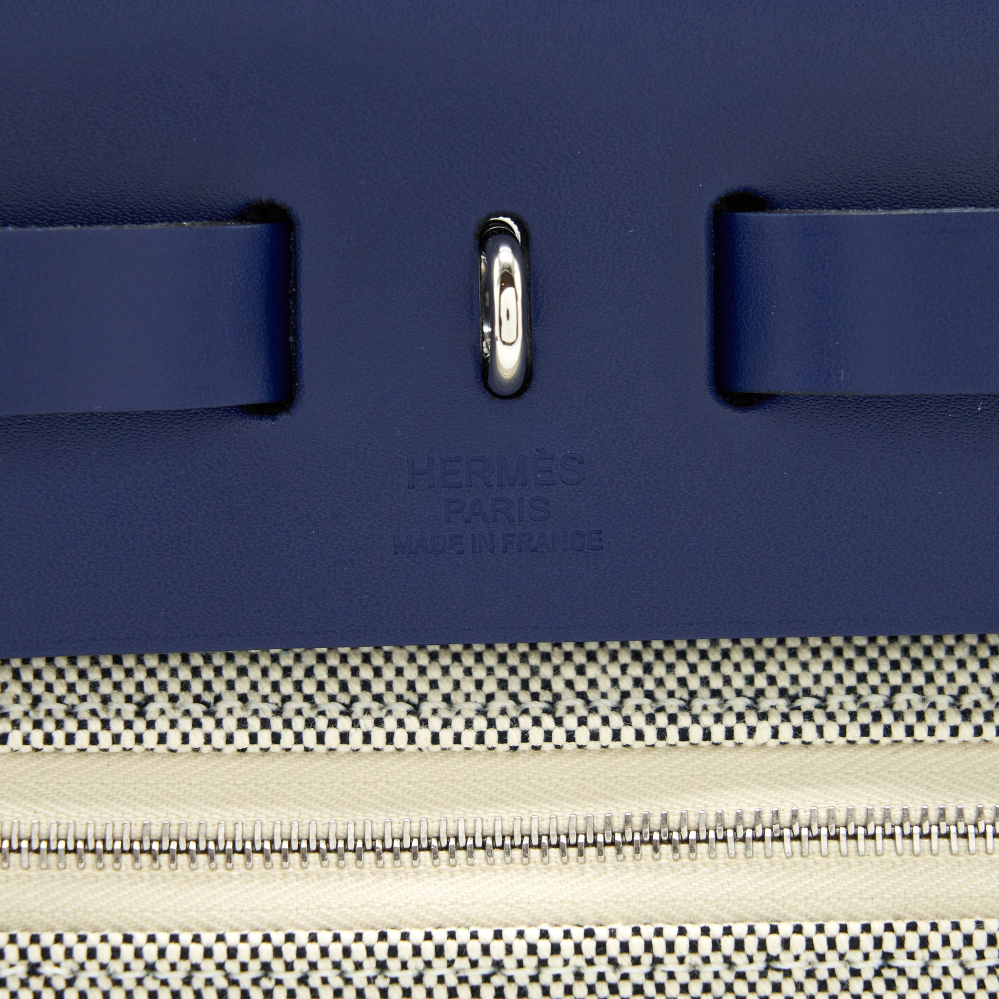 HERMES HERBAG ZIP 31 TOILE H EN RELIEF BRIDES SAPHIR