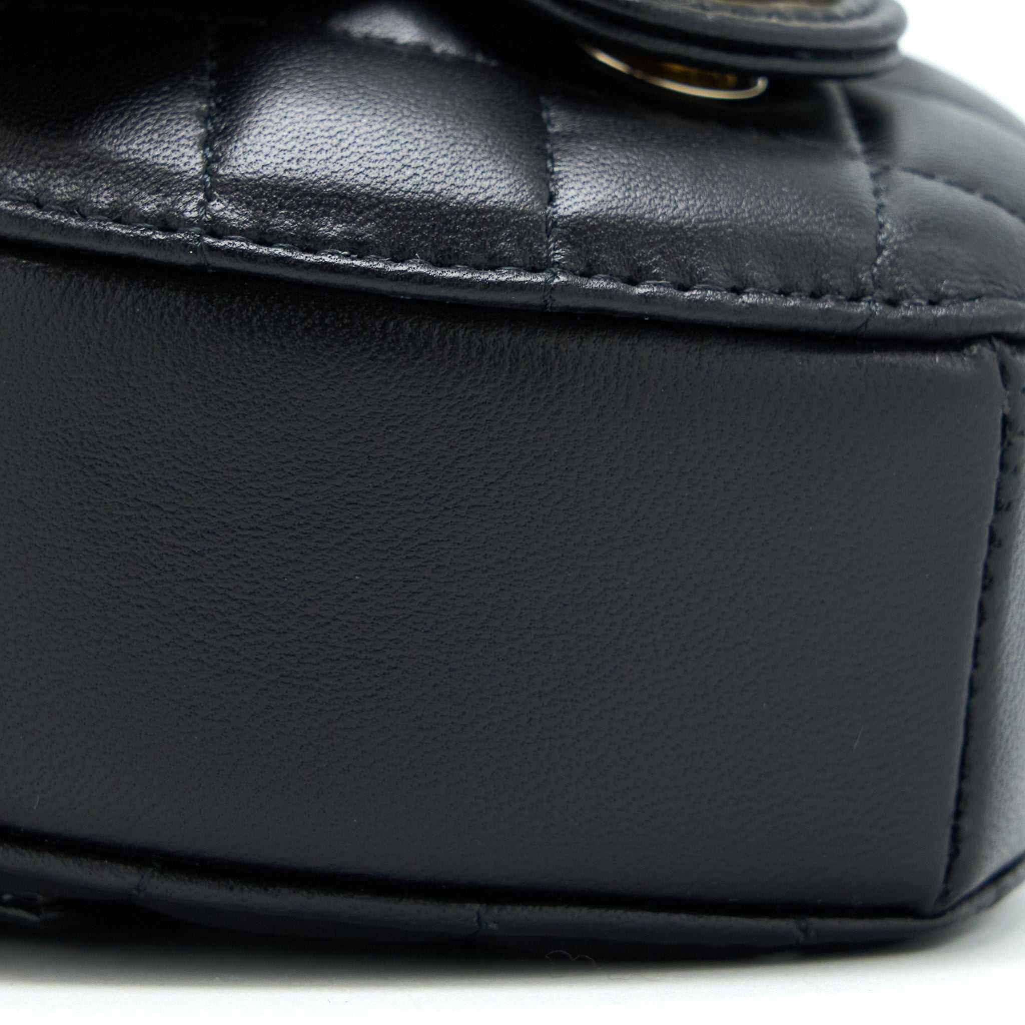 CHANEL 22S HEART BELT BAG LAMBSKIN BLACK LGHW