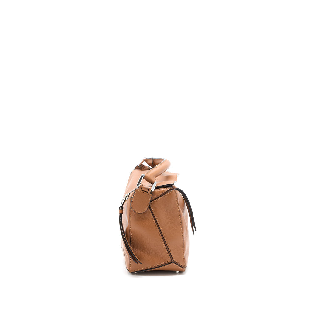 LOEWE SMALL PUZZLE BAG CALFSKIN CARAMEL SHW