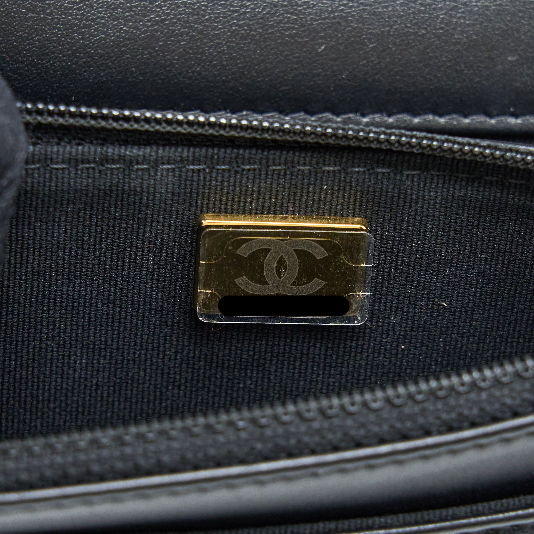 CHANEL BOY WALLET ON CHAIN CAVIAR BLACK GHW (MICROCHIP)