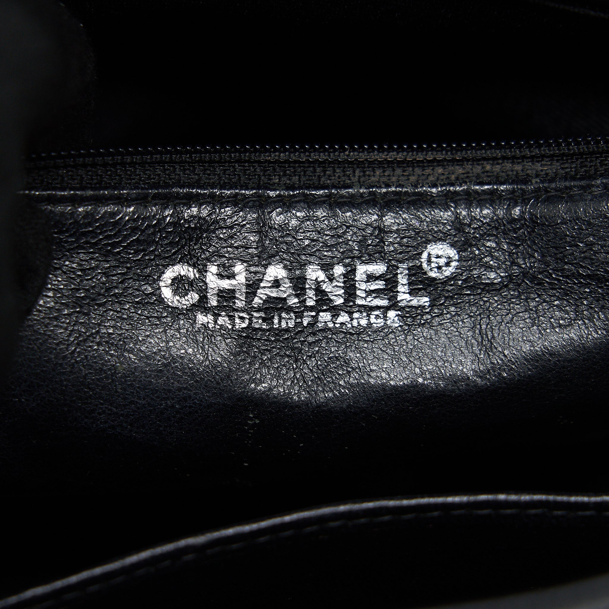 CHANEL VINTAG MEDALLION TOTE BAG CAVIAR BLACK SHW