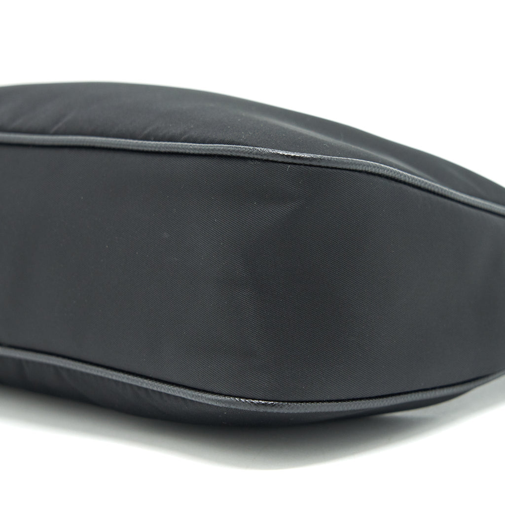 PRADA REEDITION 2005 NYLON BAG BLACK SHW
