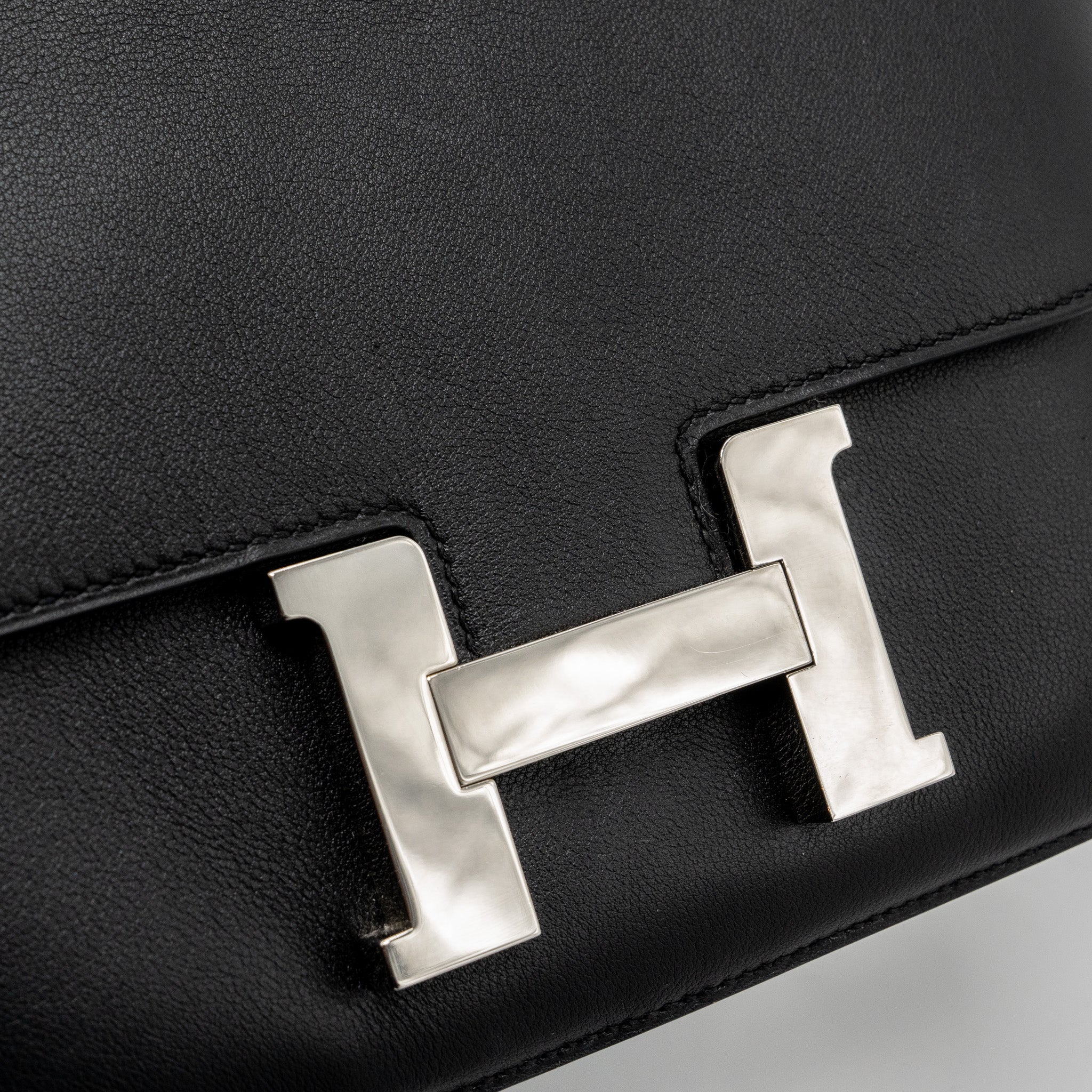 HERMES CONSTANCE 24 SWIFT BLACK SHW