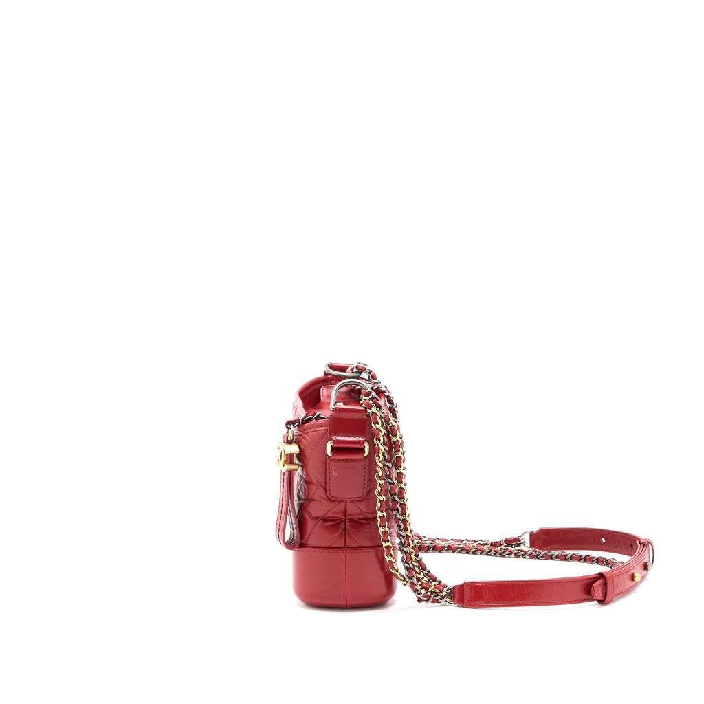 CHANEL SMALL GABRIELLE HOBO BAG AGED CALFSKIN RED MULTICOLOUR HARDWARE