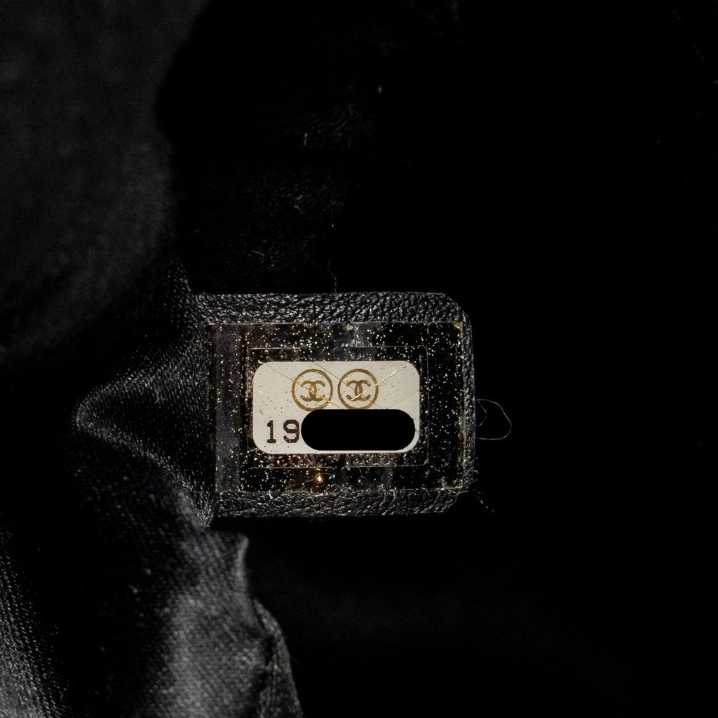 CHANEL GRAND SHOPPING TOTE / GST CAVIAR BLACK GHW