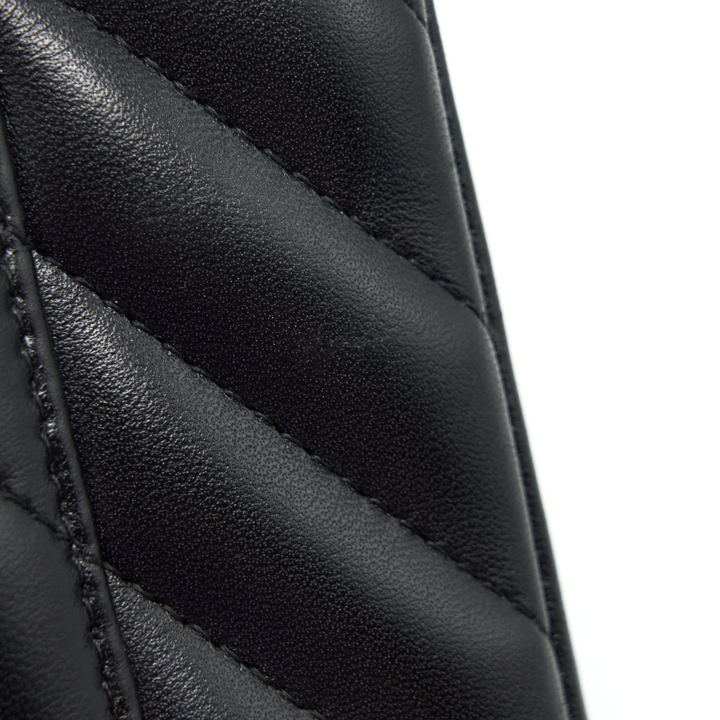 CHANEL SMALL CLASSIC DOUBLE FLAP BAG CHEVRON LAMBSKIN BLACK GHW
