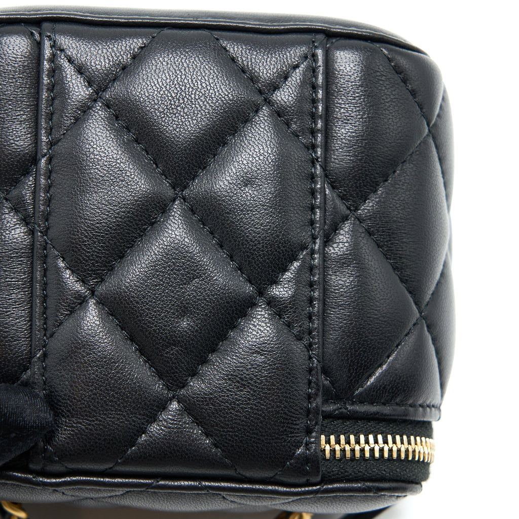 CHANEL PEARL CRUSH MINI VANITY CASE LAMBSKIN BLACK LGHW