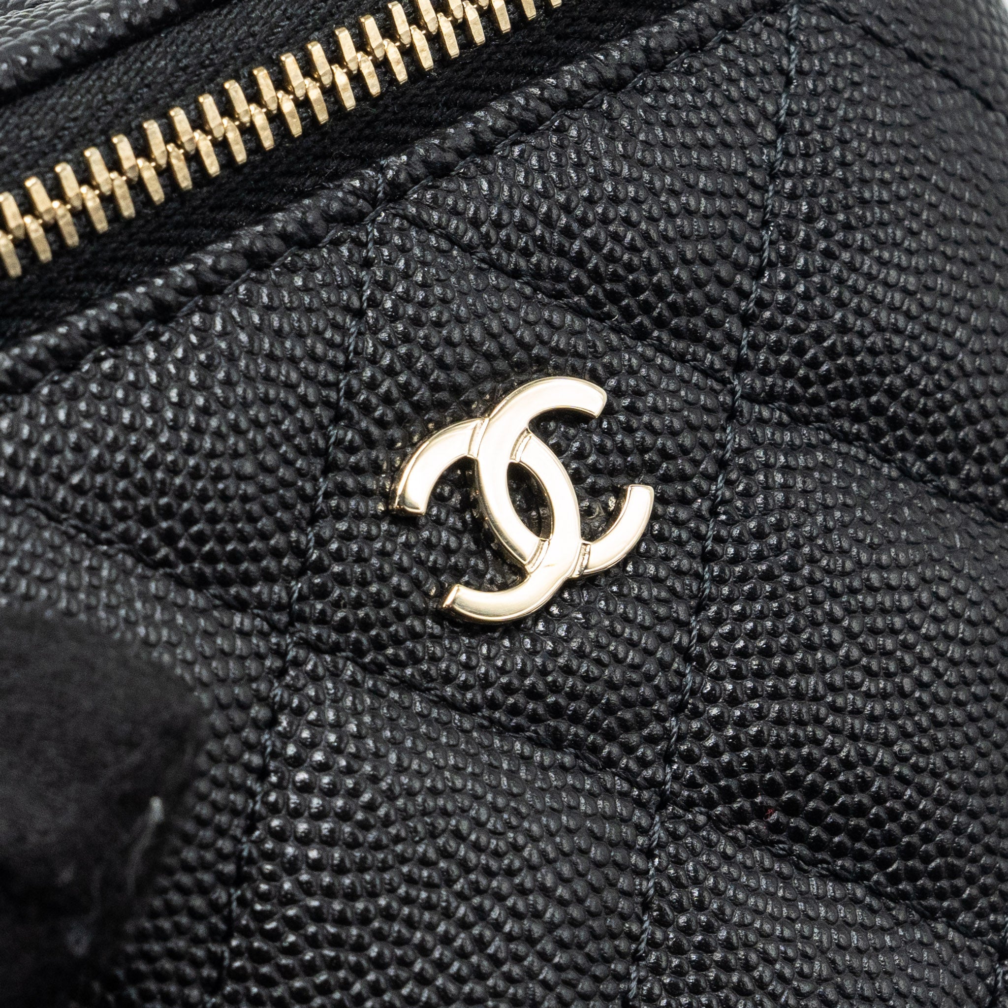 CHANEL 23C MINI VANITY CASE WITH CHAIN CAVIAR BLACK LGHW (MICROCHIP)