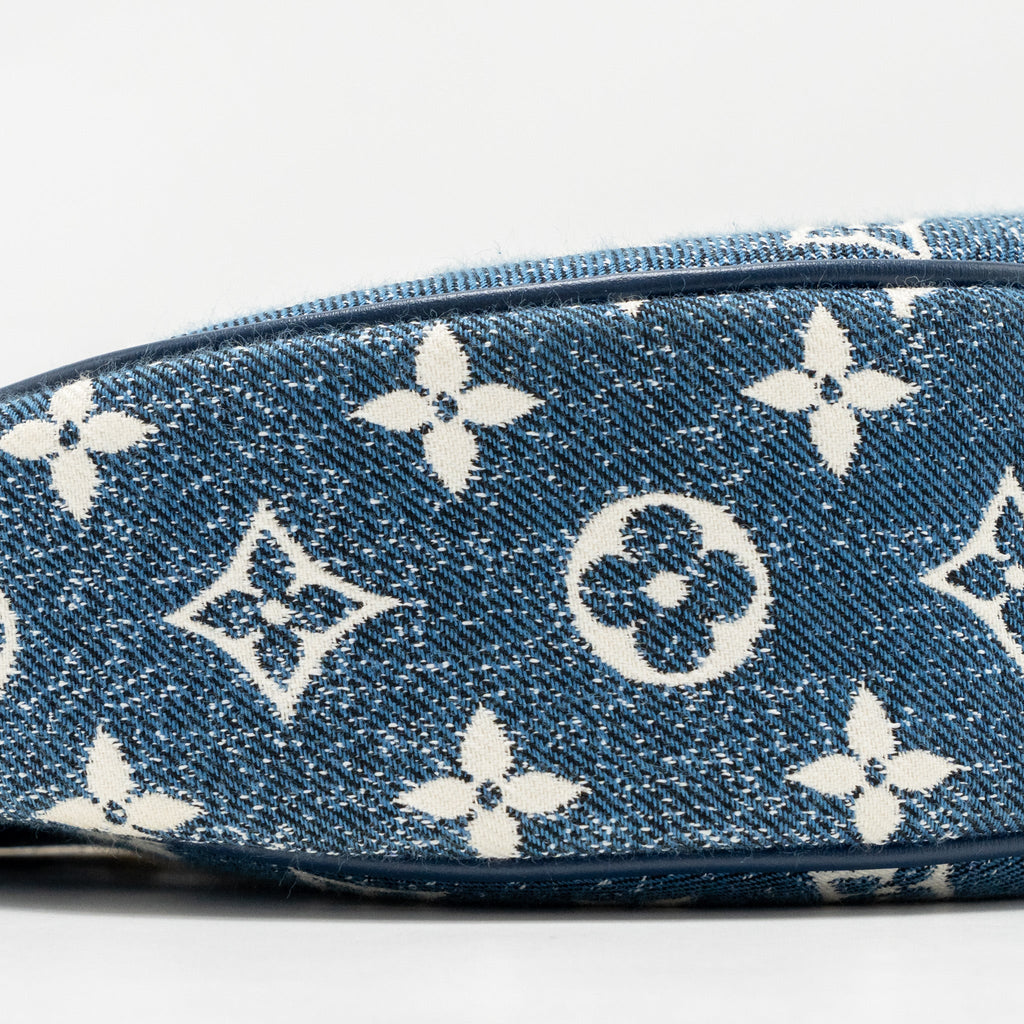 LOUIS VUITTON HALF-MOON LOOP BAGUETTE BAG DENIM BLUE GHW