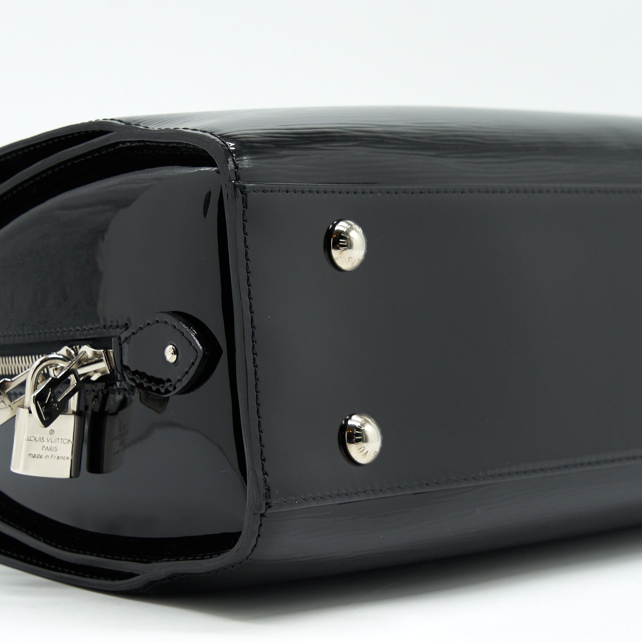 LOUIS VUITTON EPI TOTE BAG PATENT LEATHER BLACK SHW