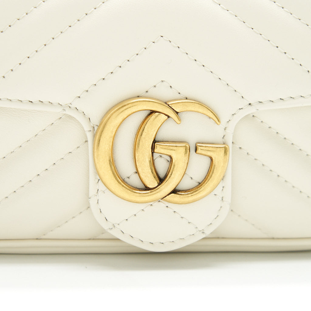 GUCCI GG MARMONT SUPER MINI BAG IN WHITE