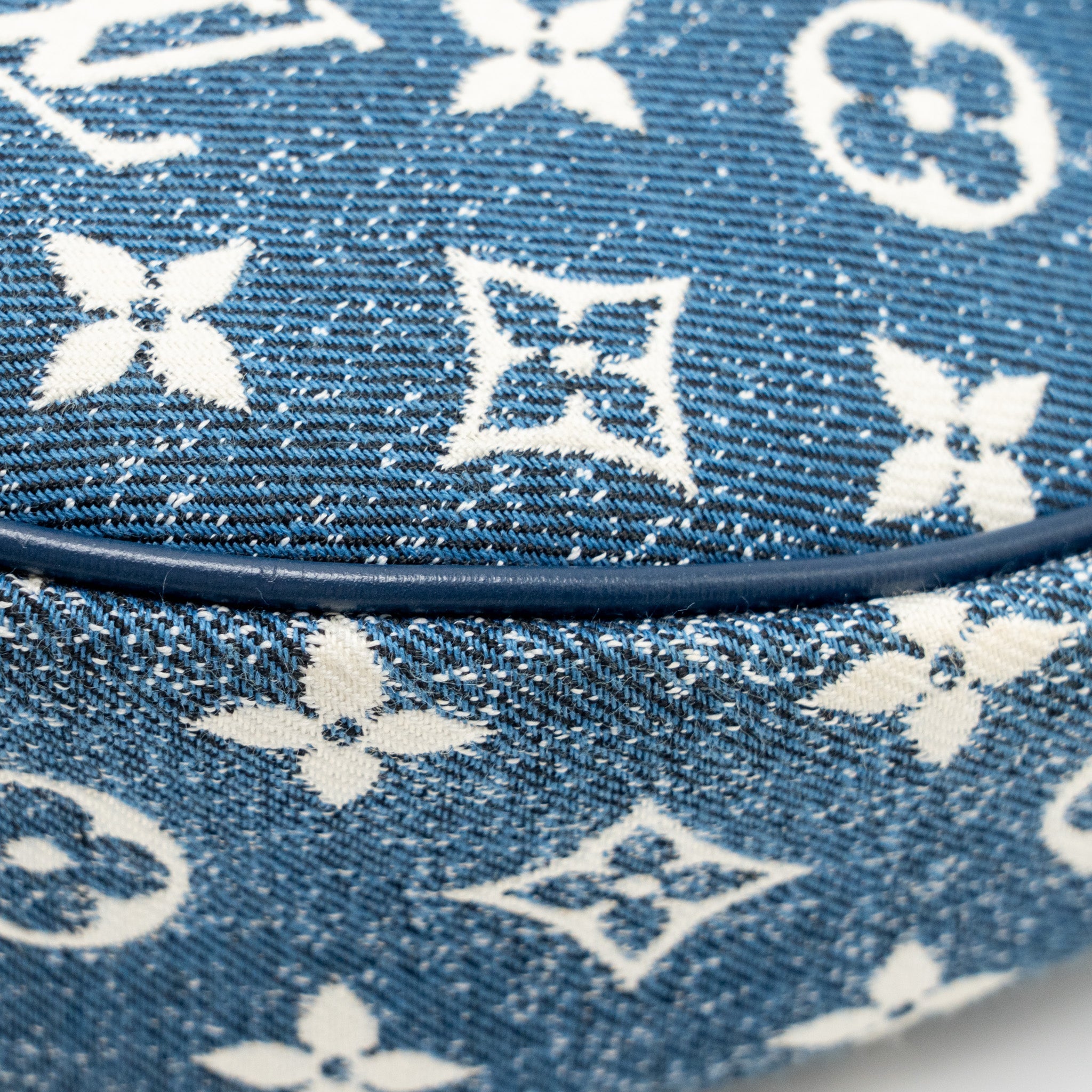 LOUIS VUITTON HALF-MOON LOOP BAGUETTE BAG DENIM BLUE GHW