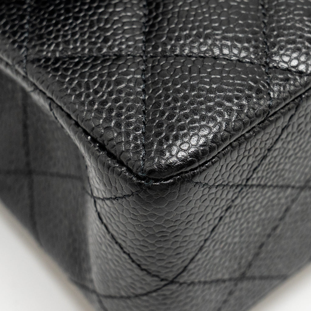 CHANEL SMALL CLASSIC DOUBLE FLAP BAG CAVIAR BLACK GHW (MICROCHIP)