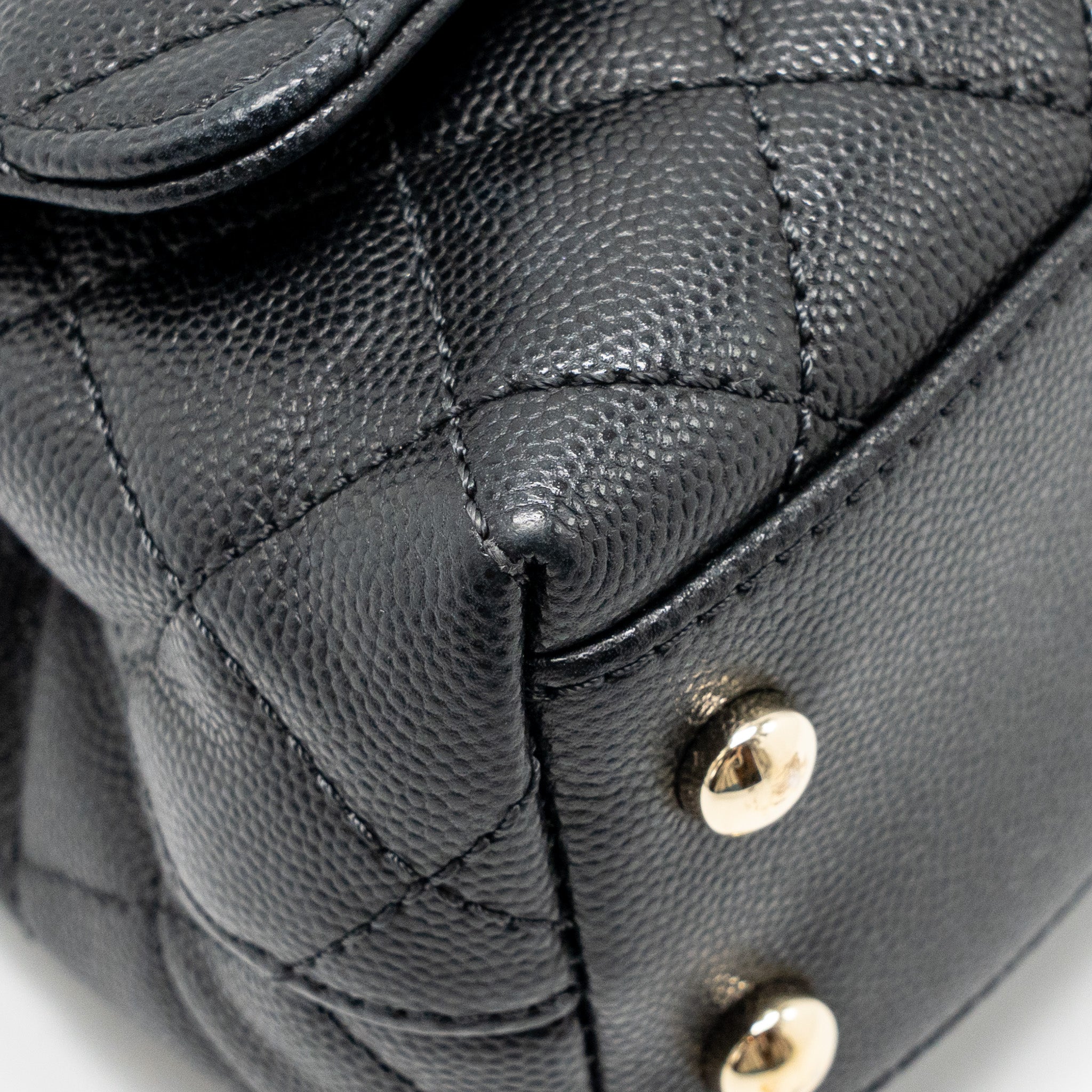 CHANEL MINI COCO HANDLE CAVIAR BLACK LGHW (MICROCHIP)