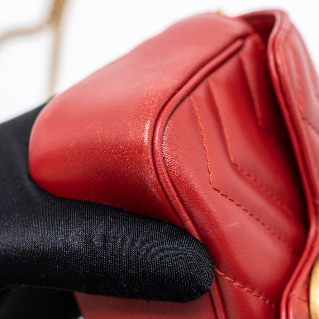 GUCCI GG MARMONT SUPER MINI BAG MATELASSÉ CALFSKIN RED BRUSHED GHW