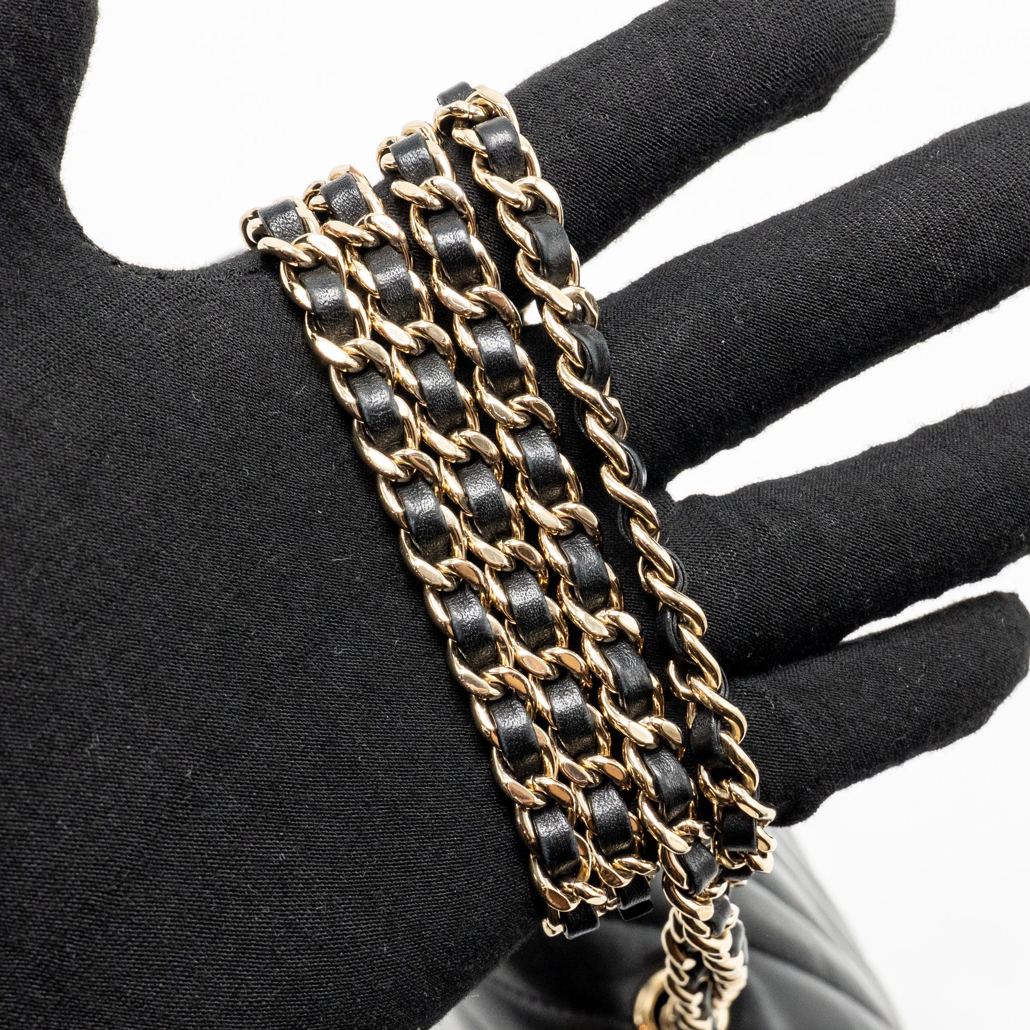CHANEL CHEVRON FLAP BAG LAMBSKIN BLACK LGHW