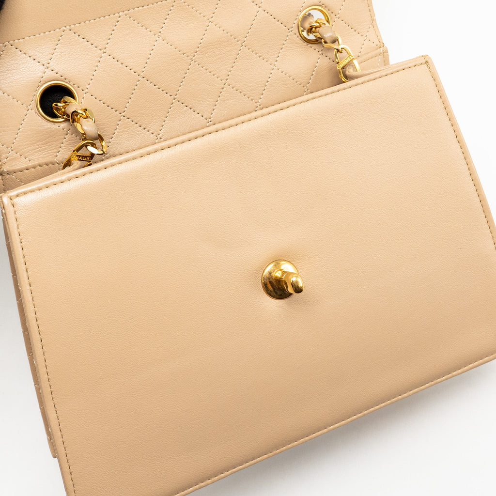 CHANEL VINTAGE TRAPEZOID SHOULDER BAG QUILTED LAMBSKIN BEIGE GHW
