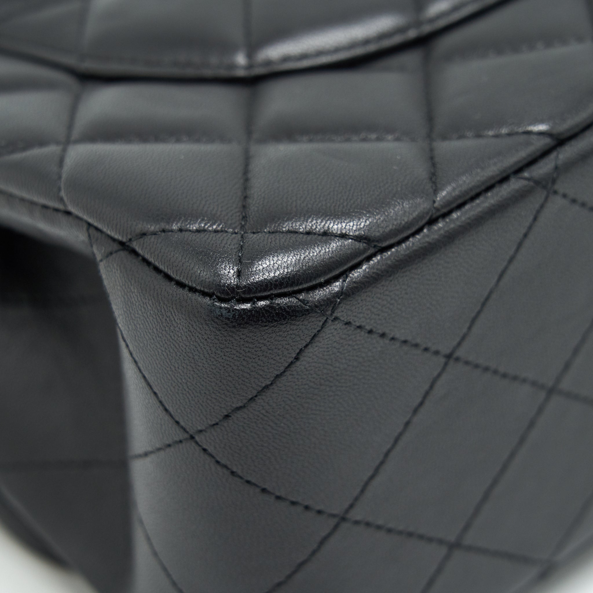 CHANEL JUMBO CLASSIC DOUBLE FLAP BAG LAMBSKIN BLACK GHW