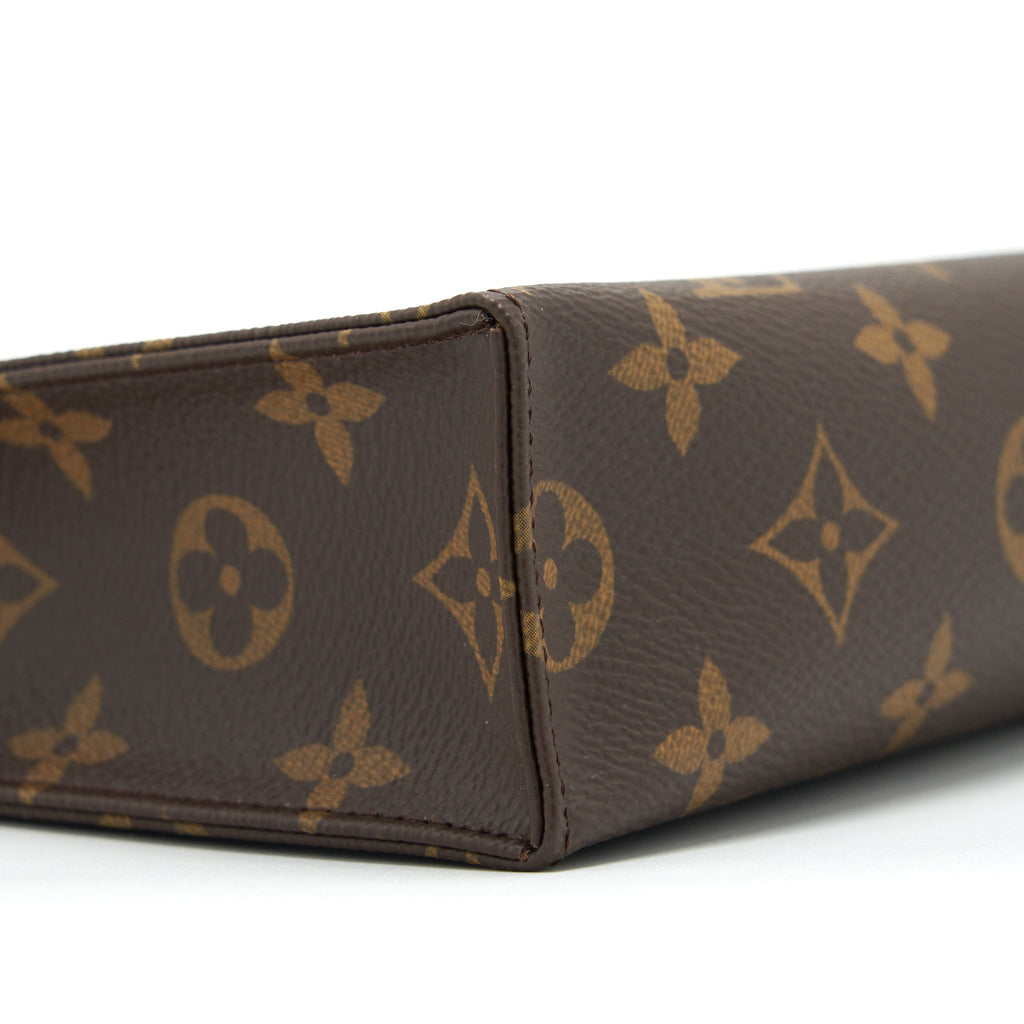LOUIS VUITTON TOILETRY POCHETTE 26 MONOGRAM CANVAS GHW