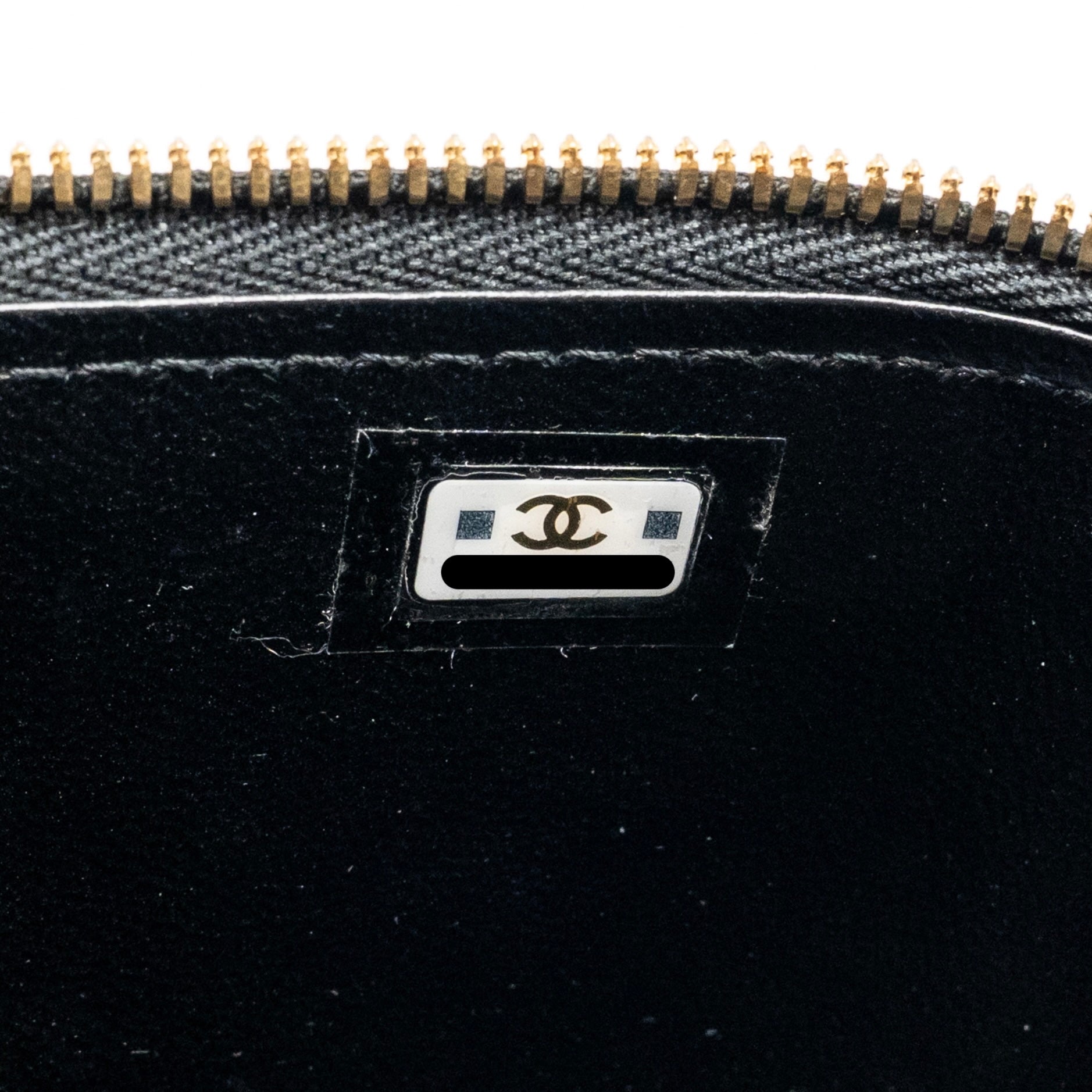 CHANEL LONG VANITY WITH COCO CHARM CHAIN LAMBSKIN BLACK GHW (MICROCHIP)
